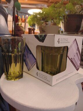 Vintage set Libbey Fundamentals Juice glasses NEW IN BOX! Stunning Olive Green!